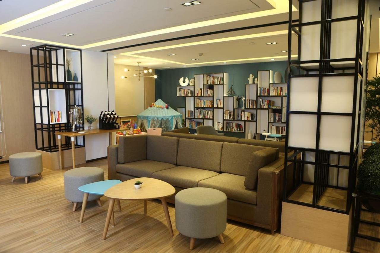 Atour Hotel Nantong Esterno foto