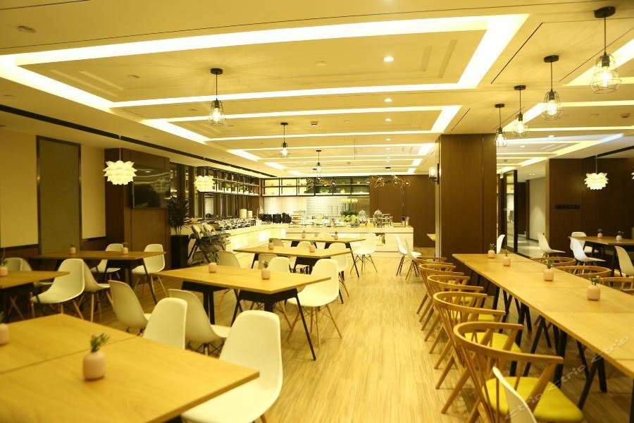 Atour Hotel Nantong Esterno foto